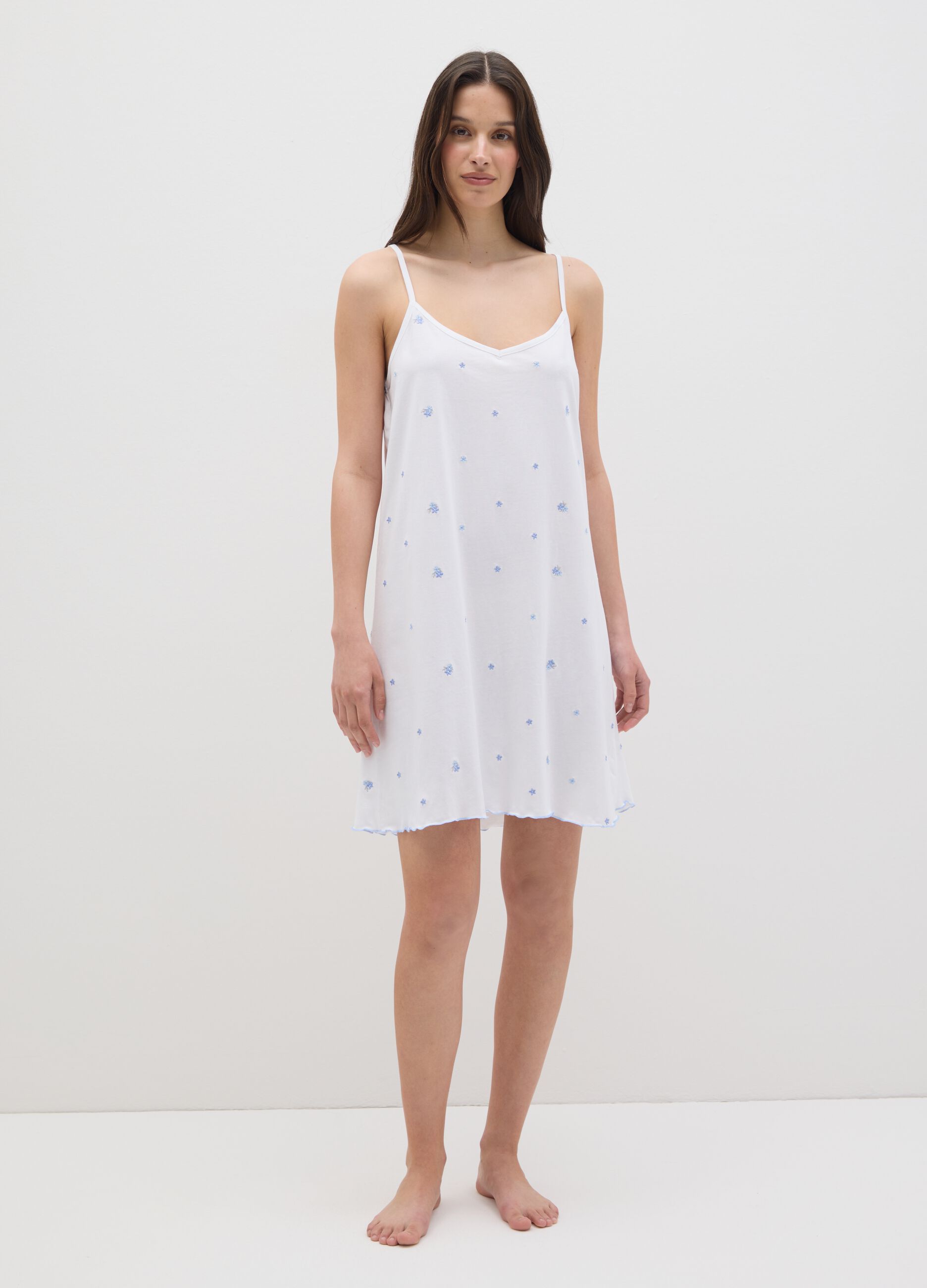 Camicia da notte da donna in puro cotone bianco con fiori