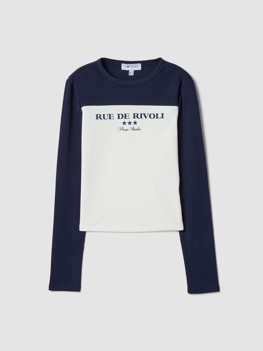 T-shirt bianca e blu in cotone elasticizzato con stampa frontale_4