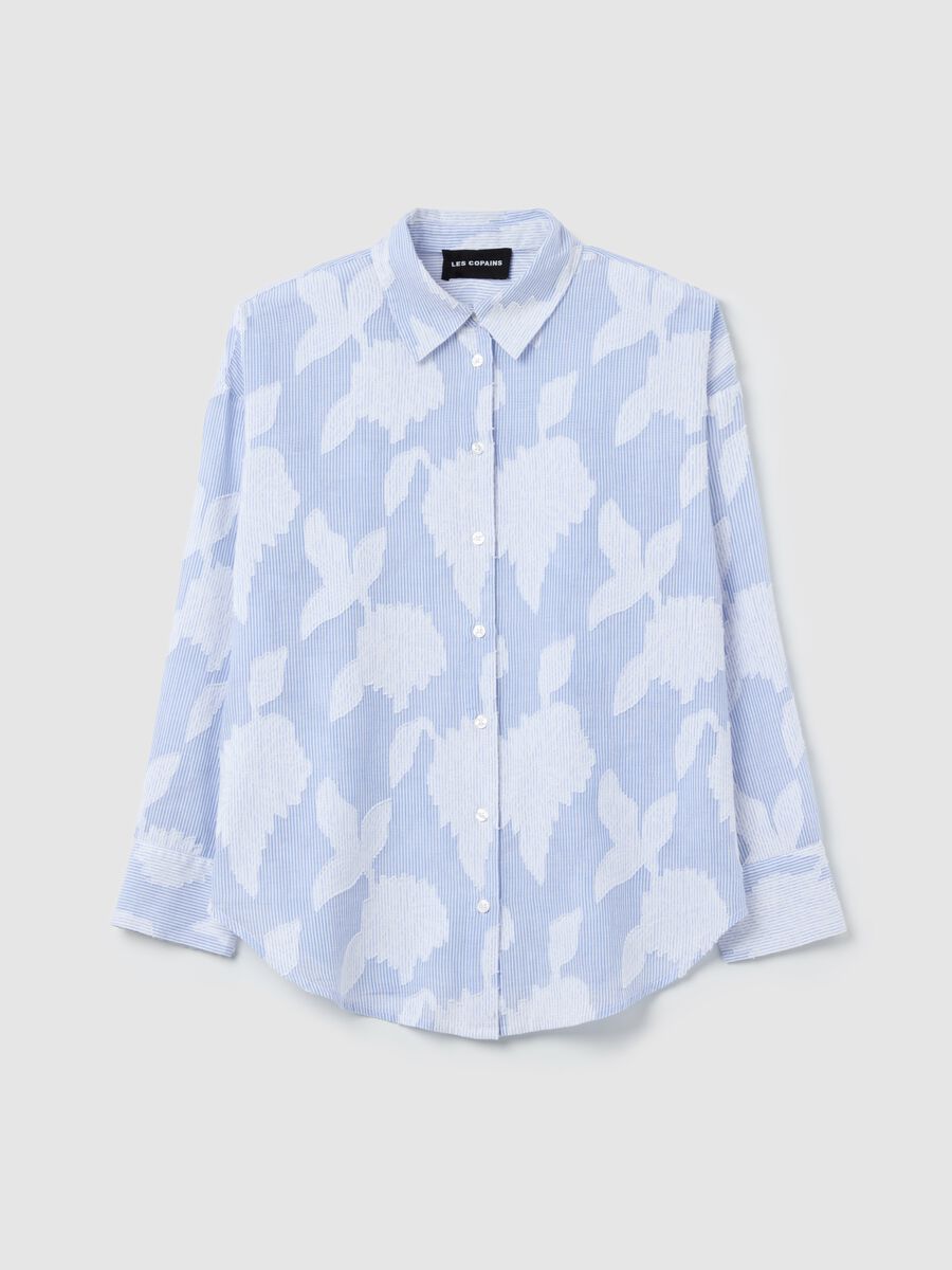 Shirt with thin stripes and embroidery_4