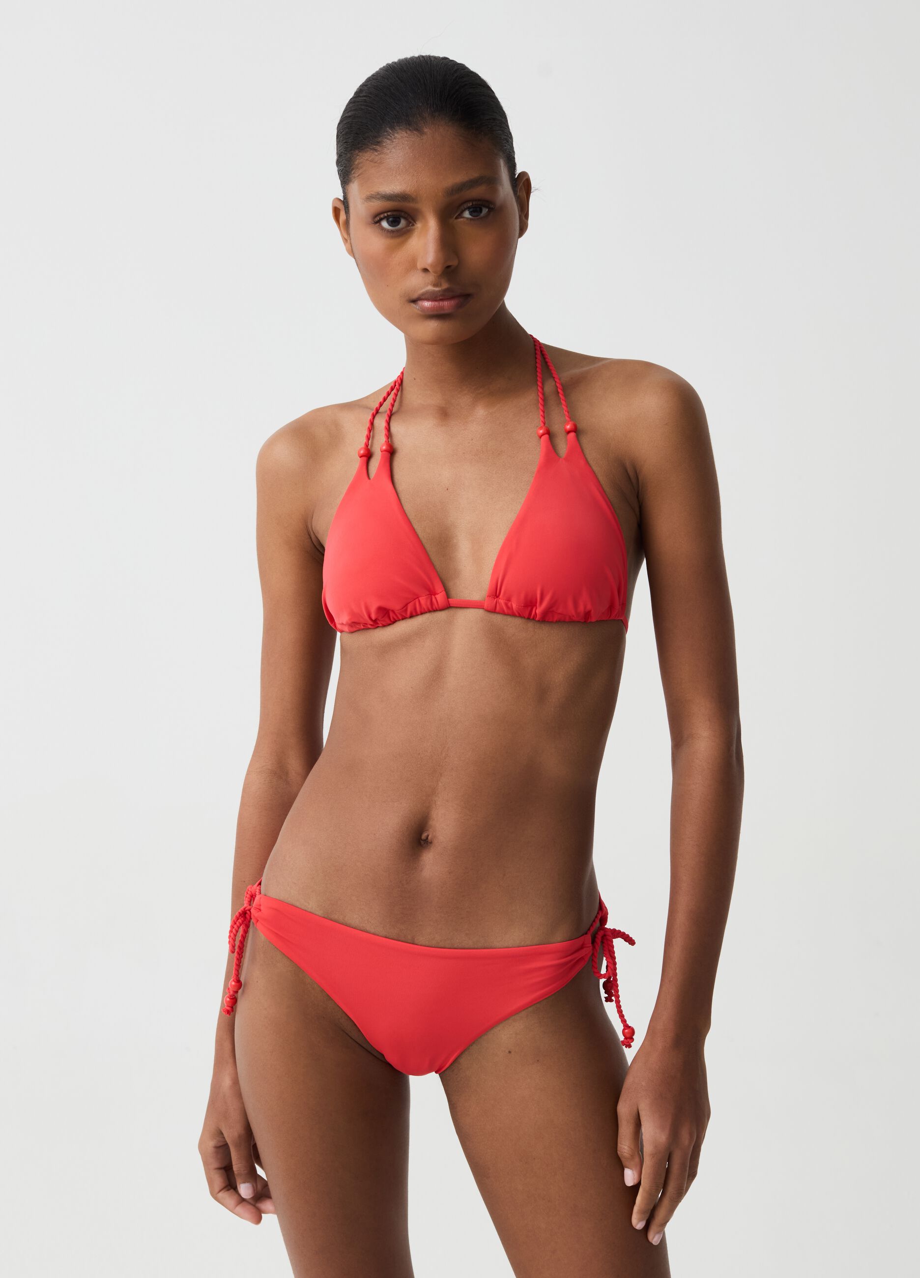 Slip bikini con cordino e perline