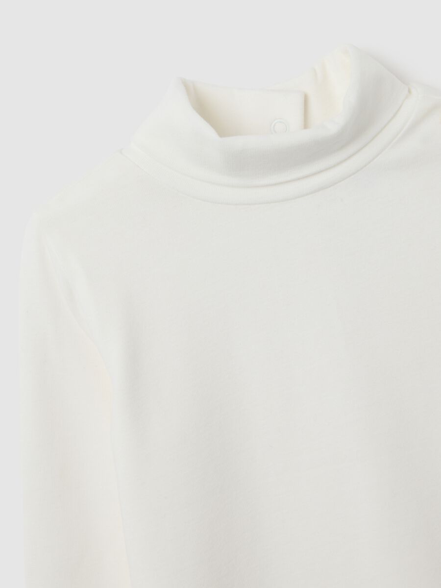 White stretch cotton blend high-necked girl's top_2