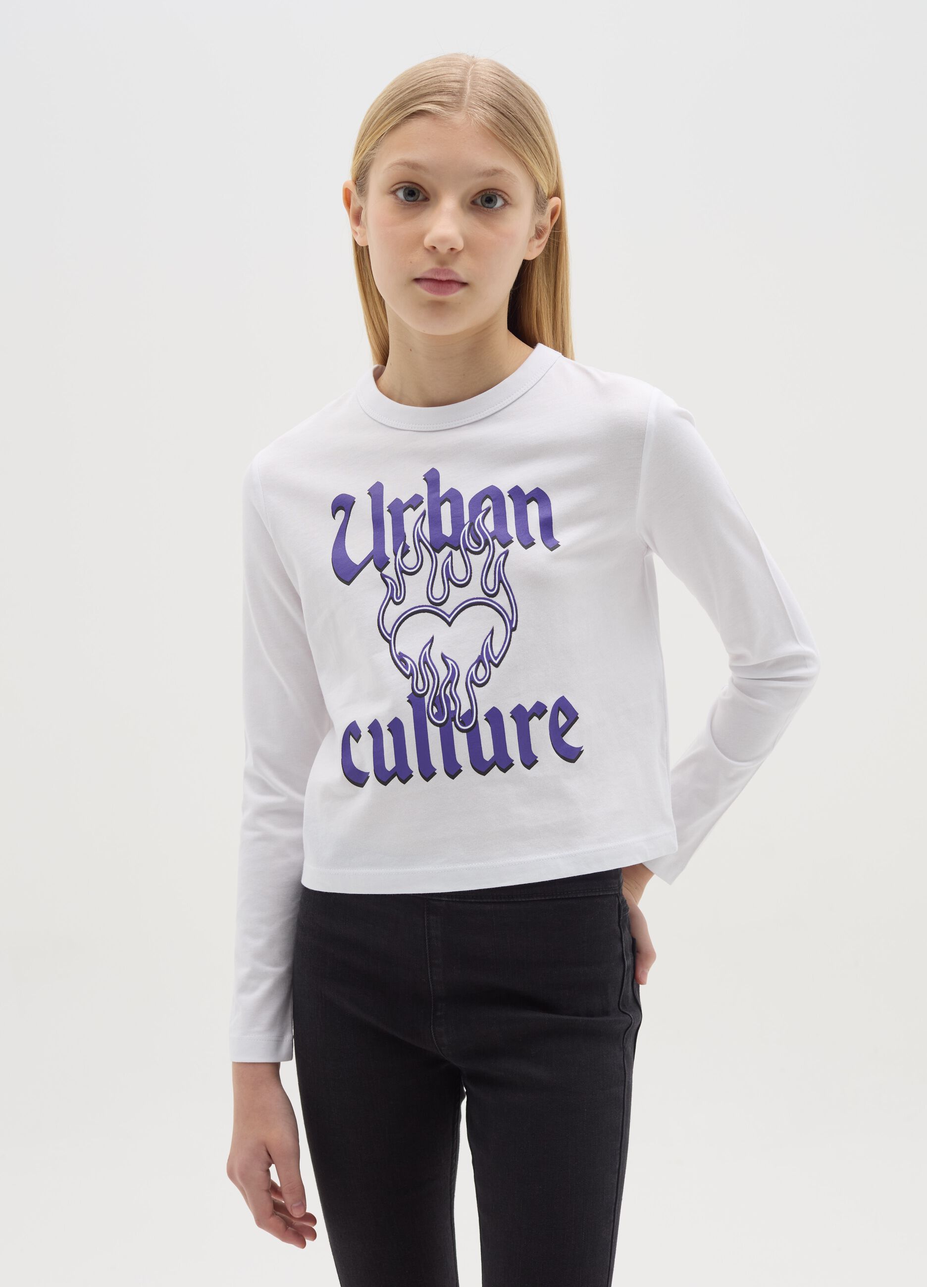Long-sleeved T-shirt with "Urban Culture" print
