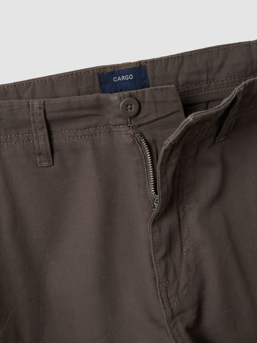 Bermuda cargo marroni in puro cotone regular fit_5