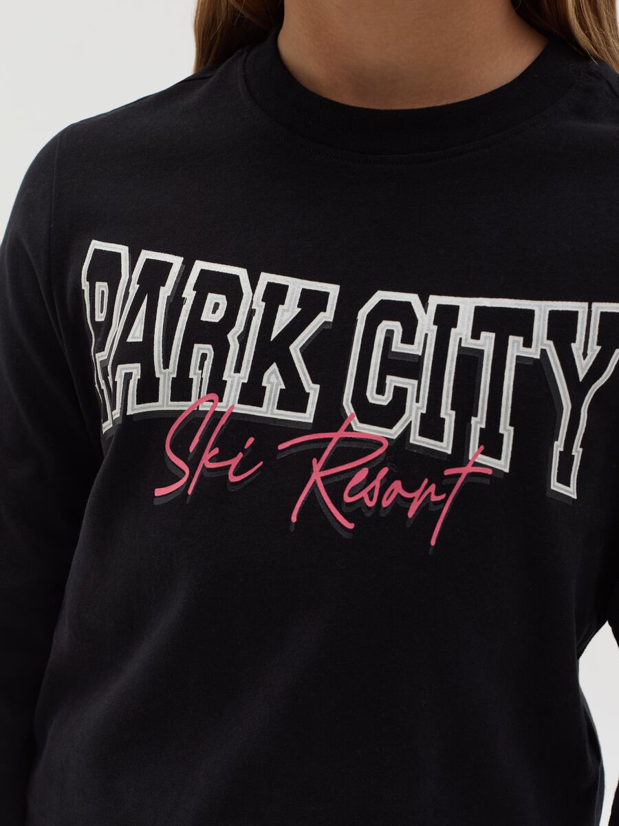 Long-sleeved T-shirt with lettering print_3