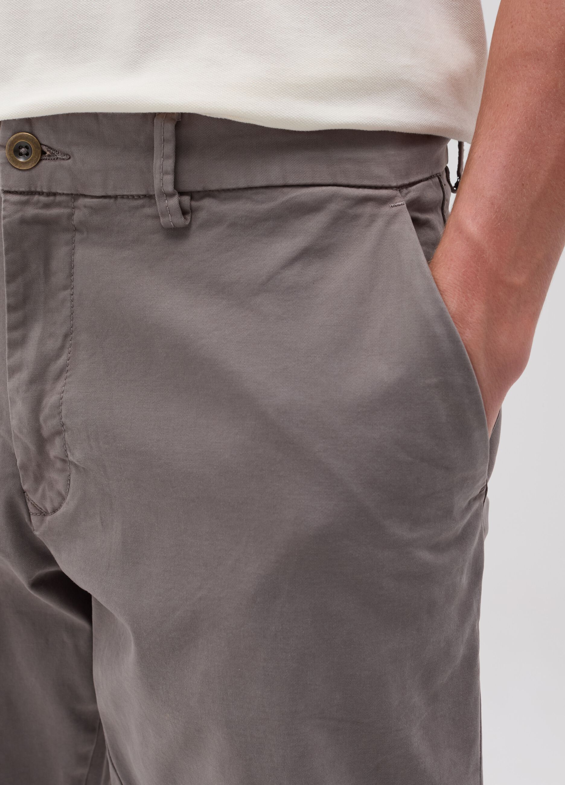 Pantalone chino slim fit in cotone stretch