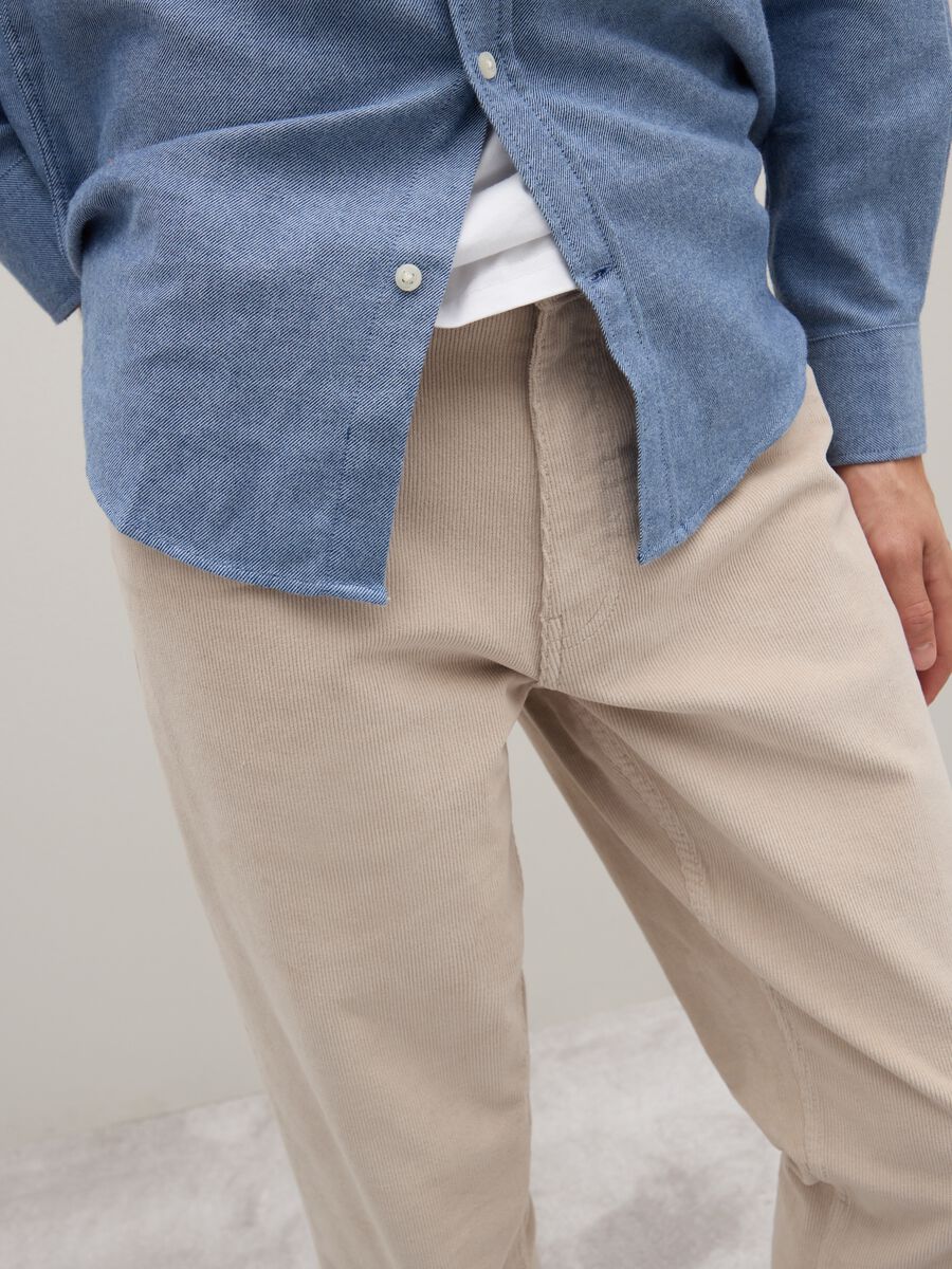 Beige regular fit stretch cotton trousers_3