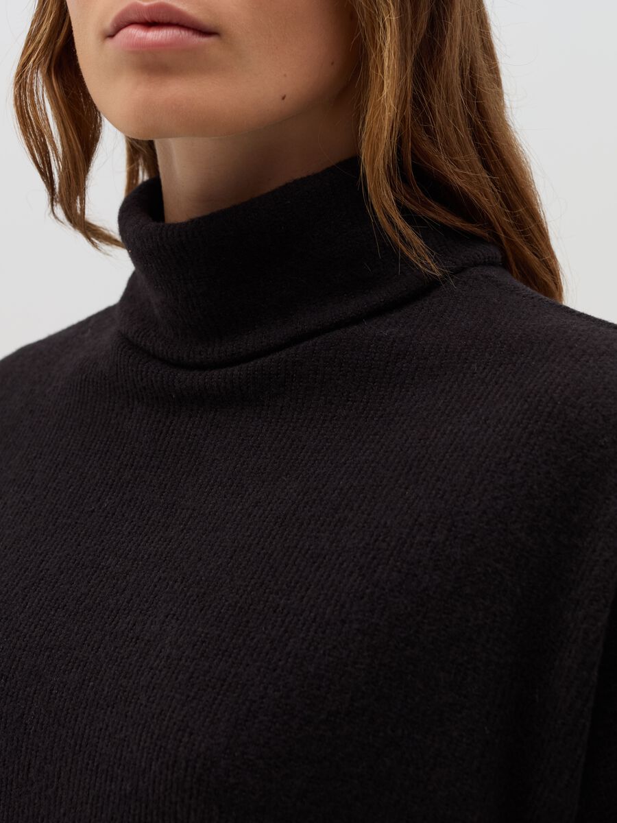 Top with high ring neck_3
