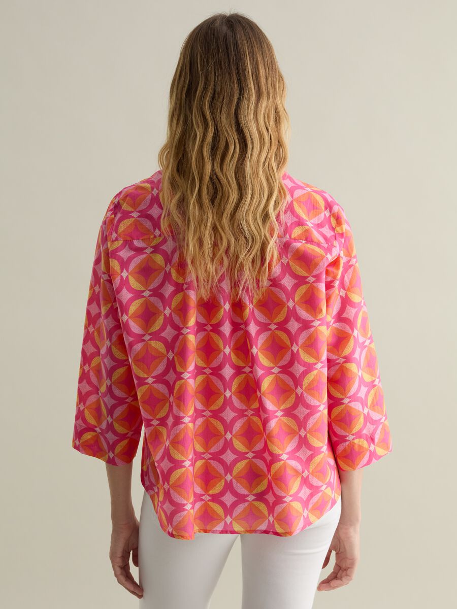 Shirt with optical pattern_2
