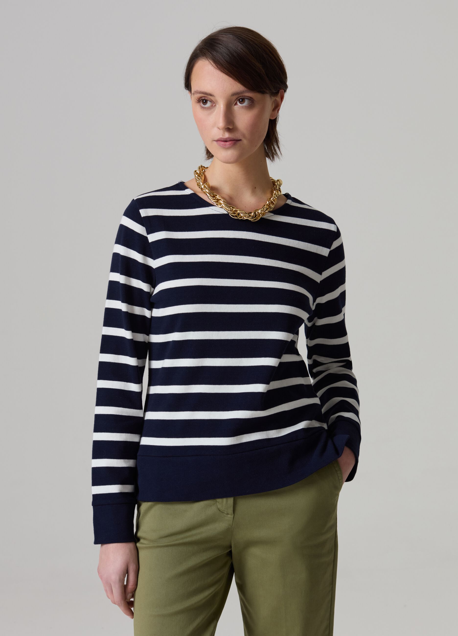 T-shirt a righe con maniche lunghe