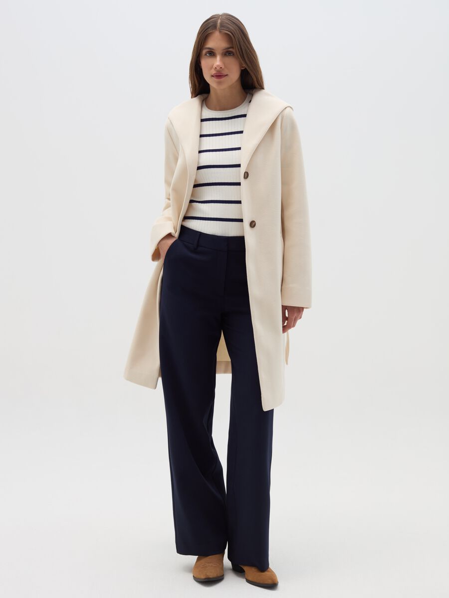 Coat in soft fabric with hood_1