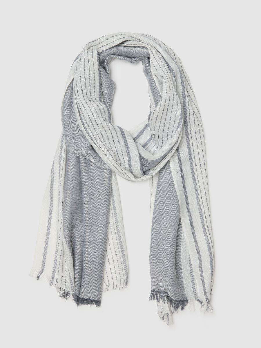 Lightweight scarf in pure viscose with multicolour stripes and fringes_0