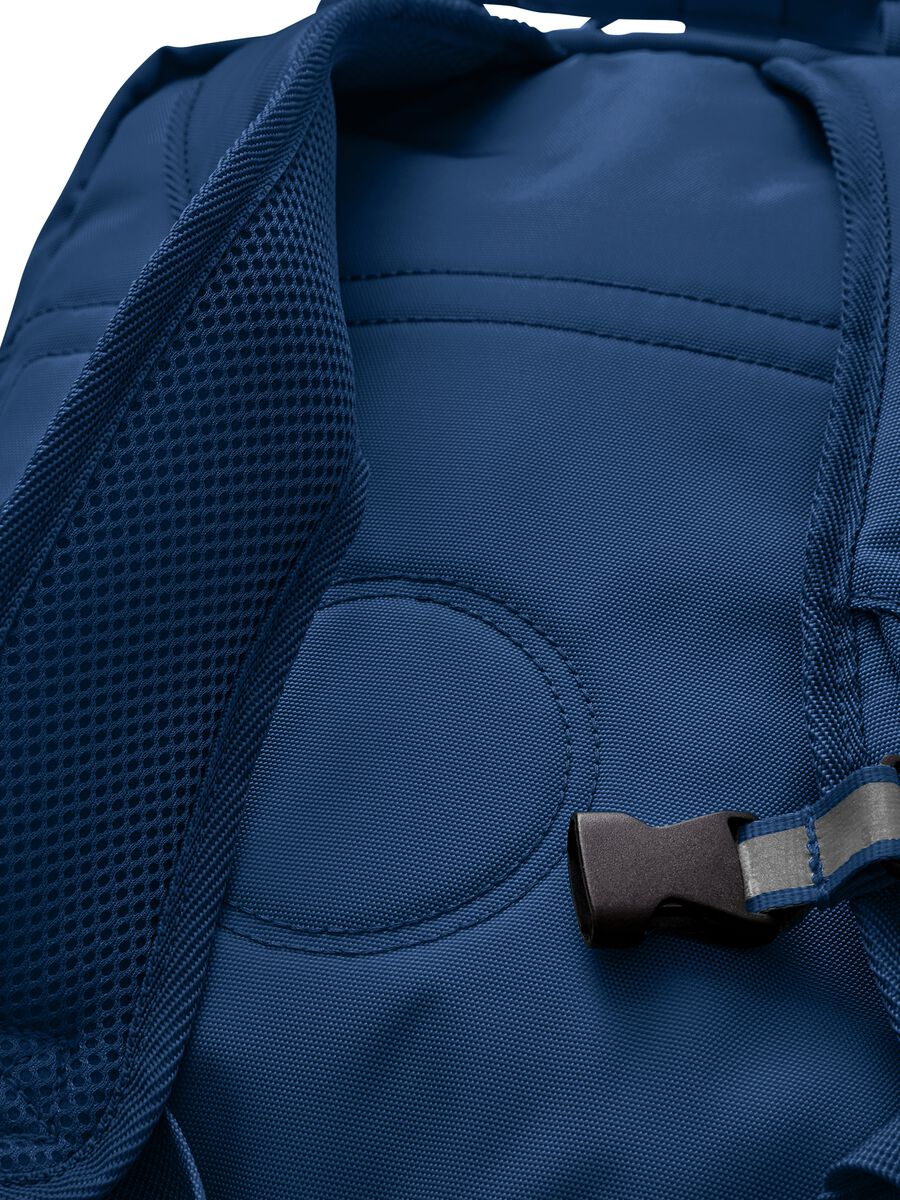 Zaino blu con tasche frontali_2