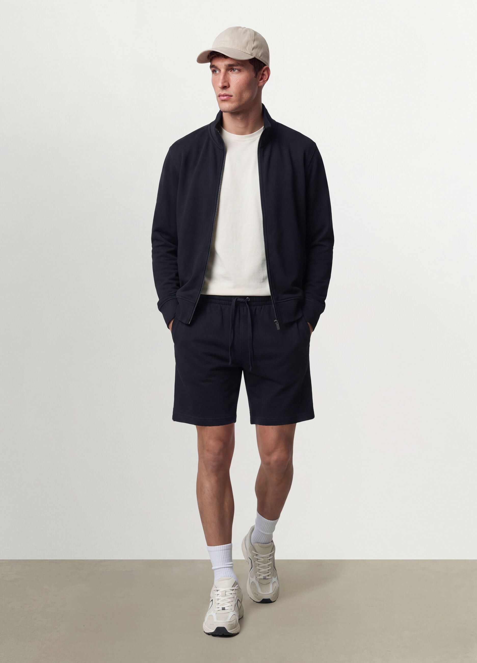 Black cotton-blend shorts with elasticated waist, regular fit