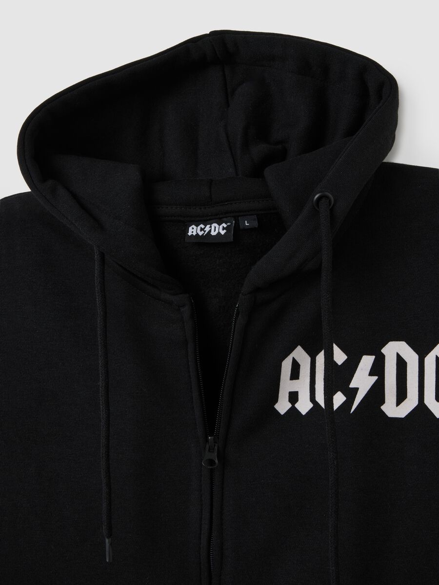 Black full zip hoodie_1