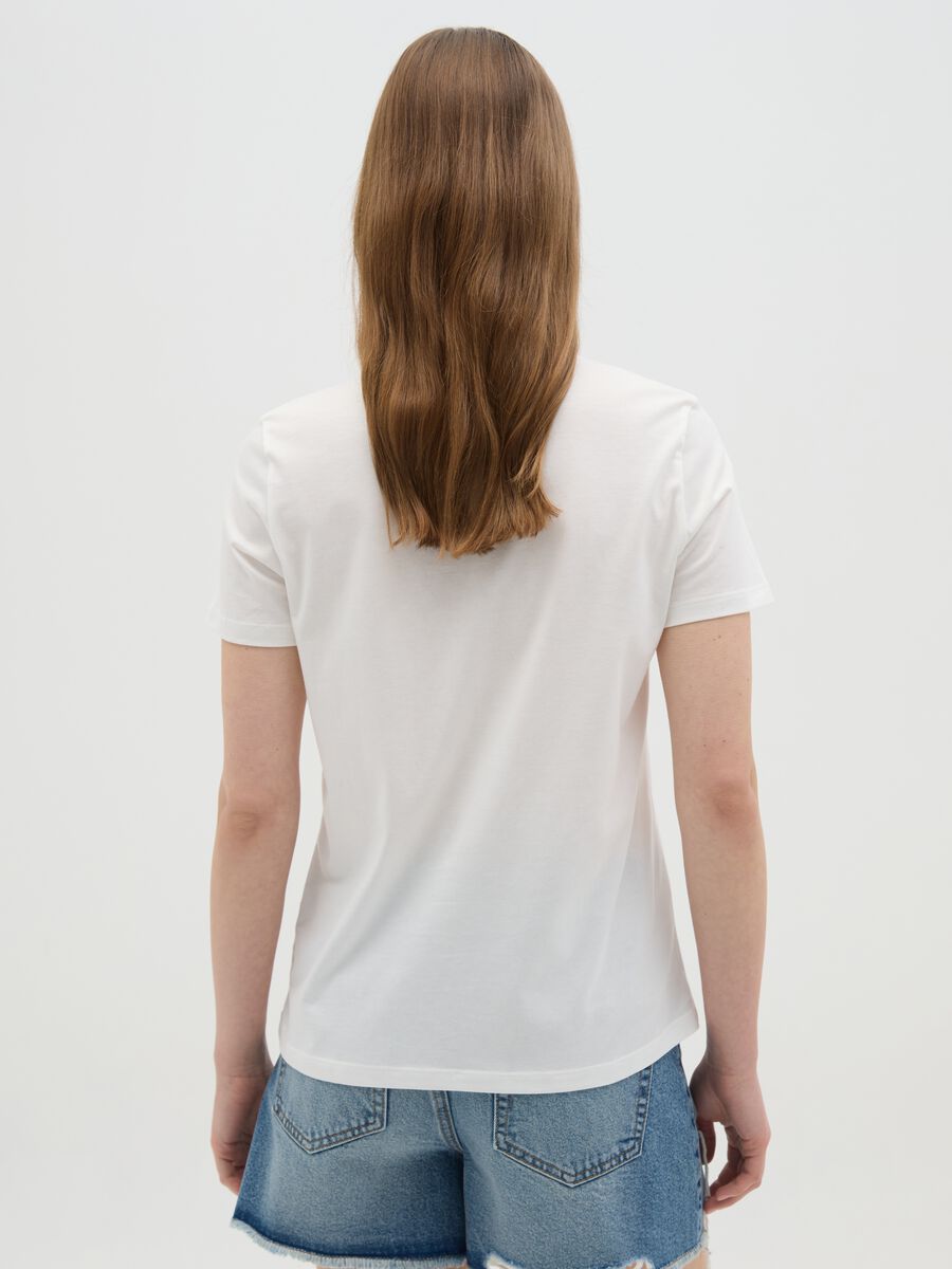 Women’s T-shirt in white 100% cotton with regular fit_3