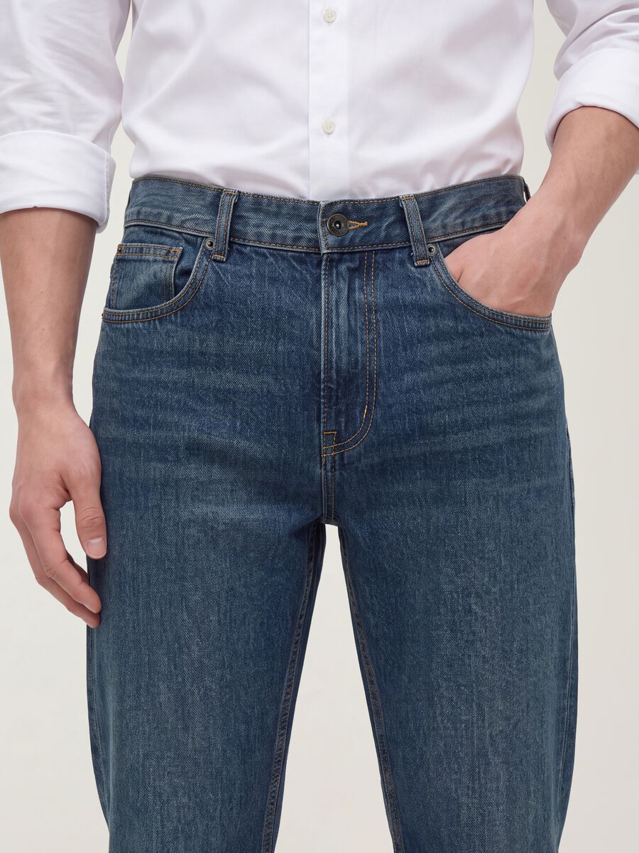 Blue pure cotton straight-fit denim jeans_4