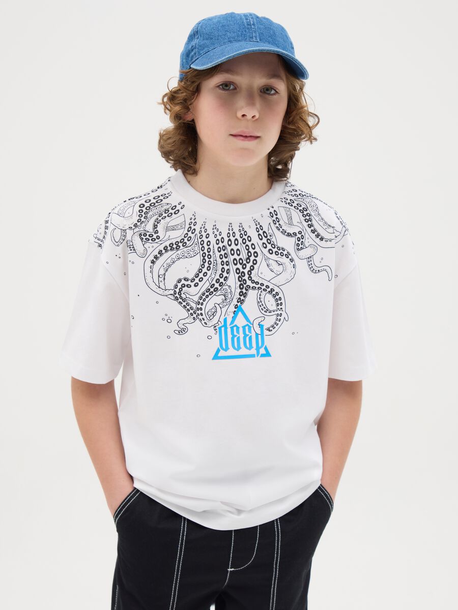 Cotton T-shirt with “Deep” print and tentacles_0