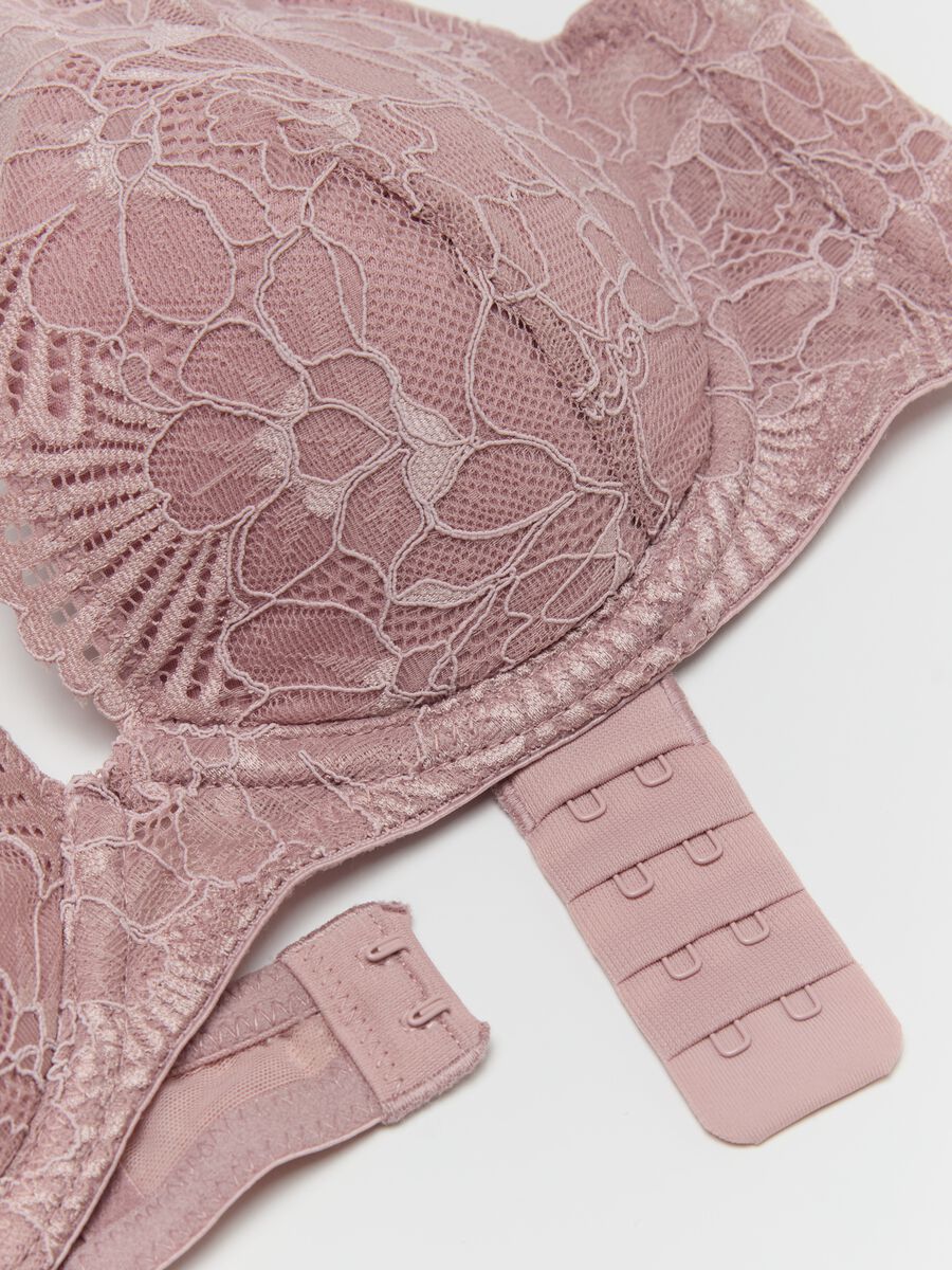 Lisa bra in floral lace with underwiring_5