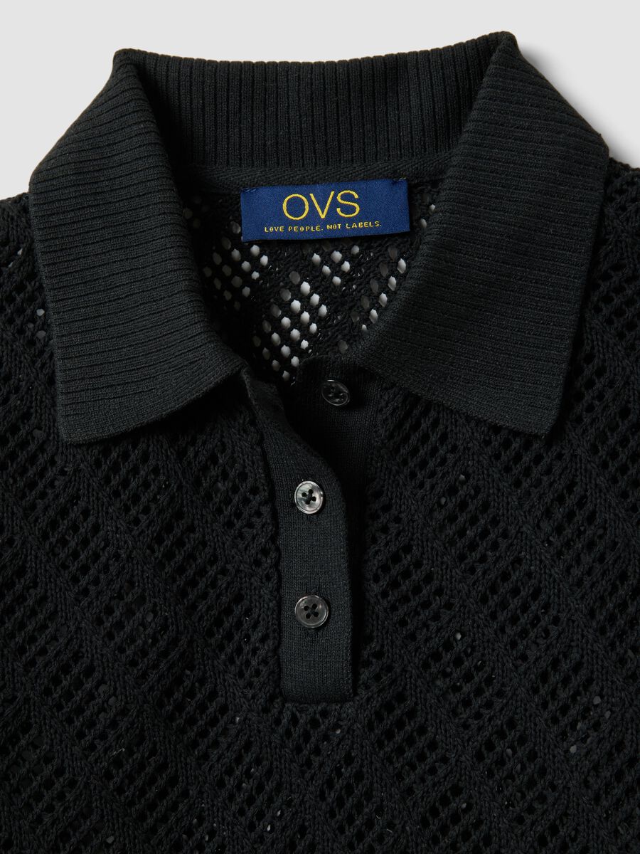 Black regular fit polo with mesh texture_5