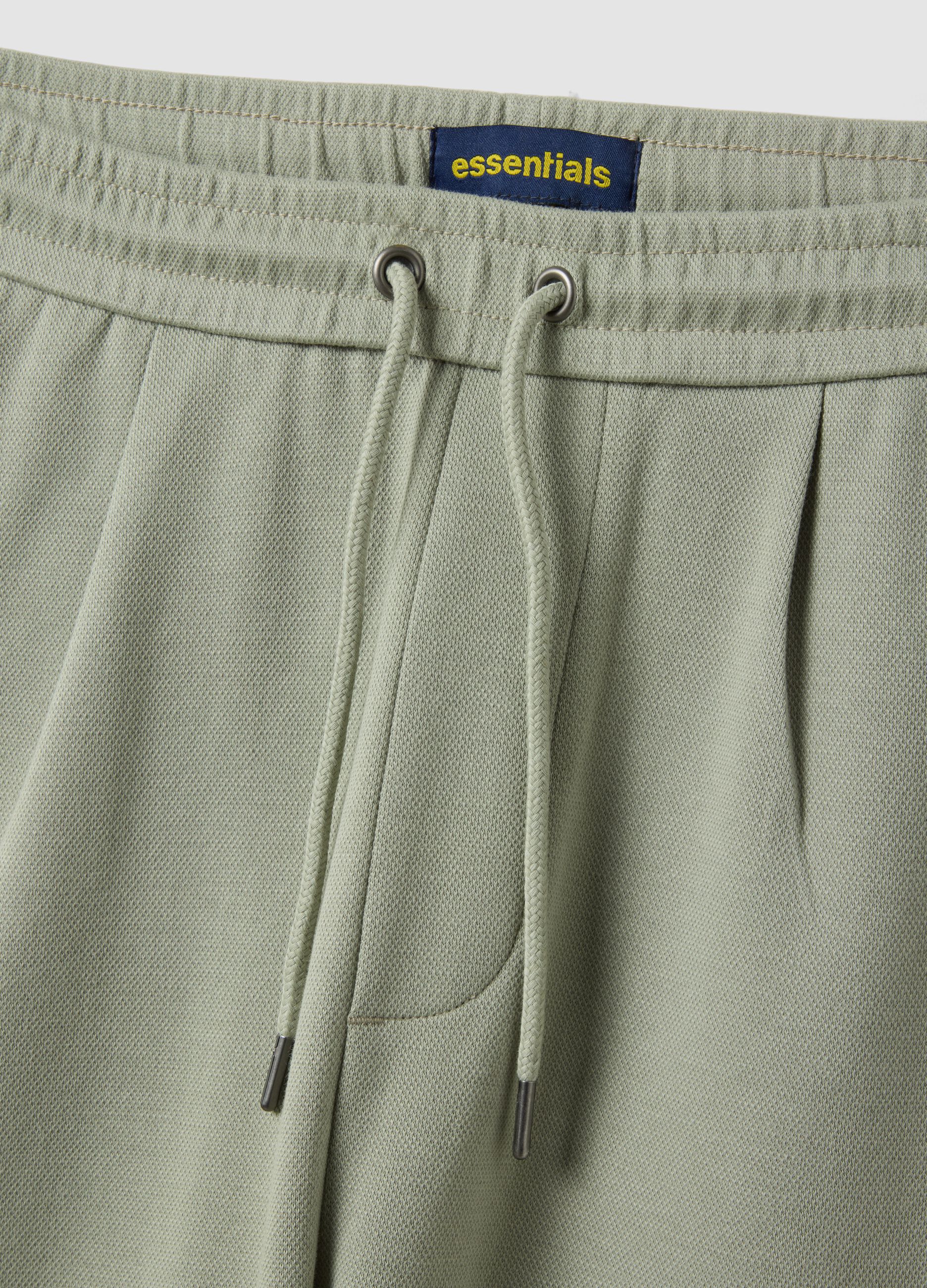Green pure cotton regular-fit shorts with drawstring