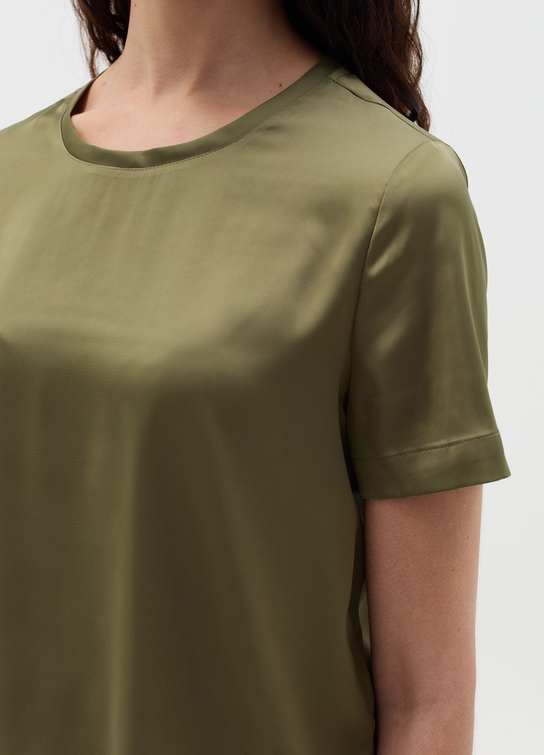 Short-sleeved blouse in satin