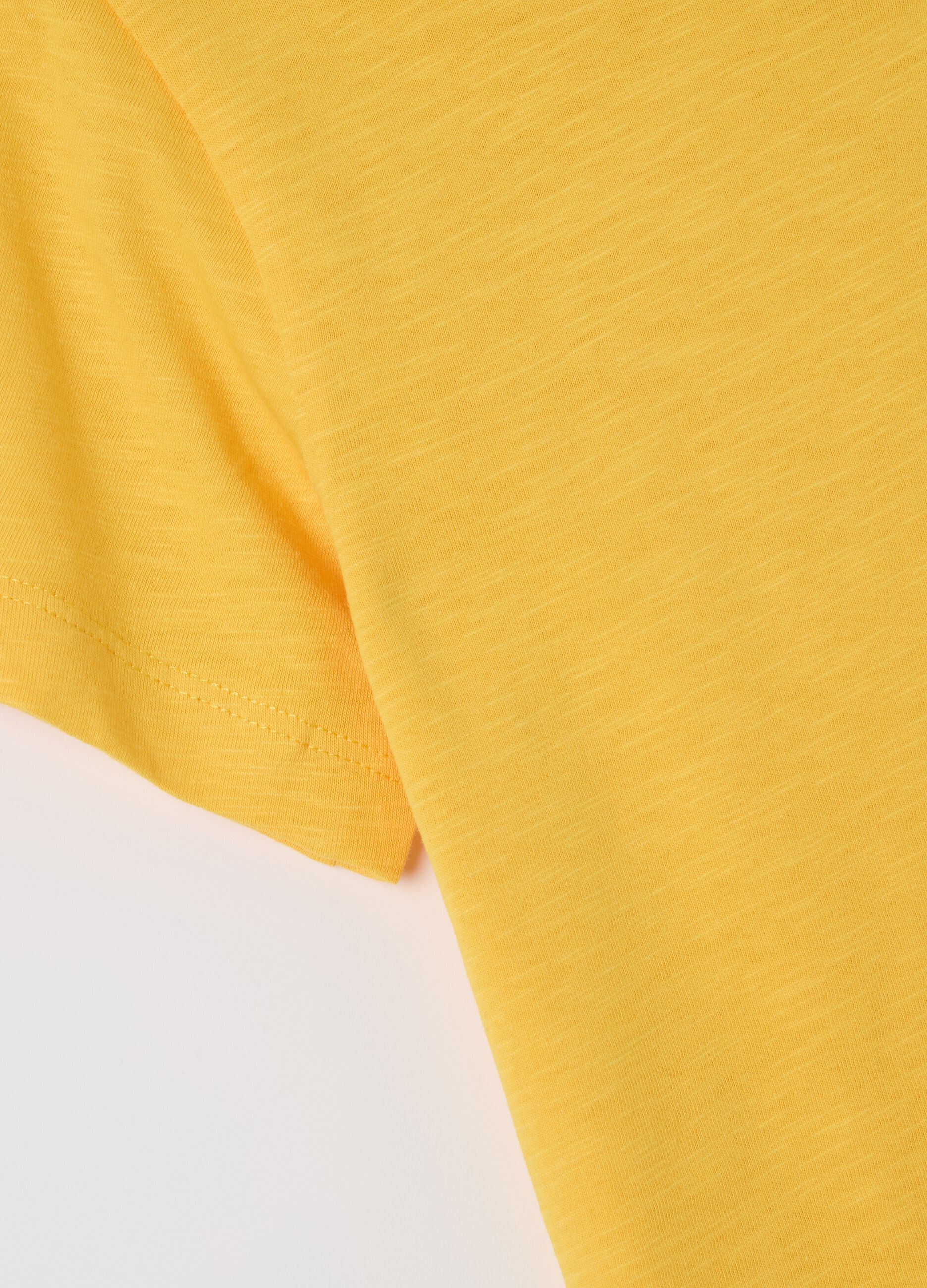 Cotton T-shirt with round neck