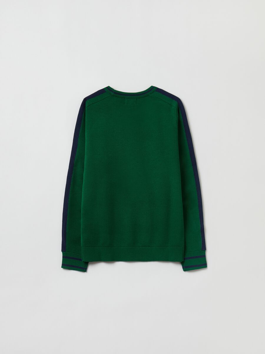 Pullover con profili rigati_2