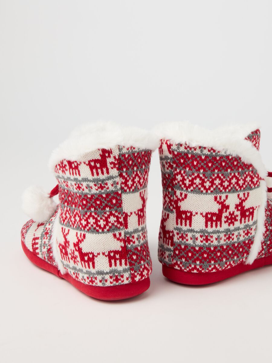 Slipper boots with jacquard designs_2