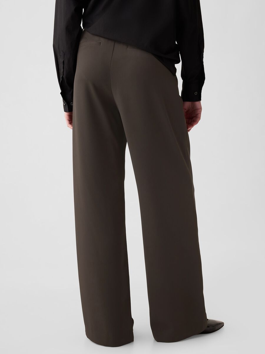 Wide leg trousers with darts_8