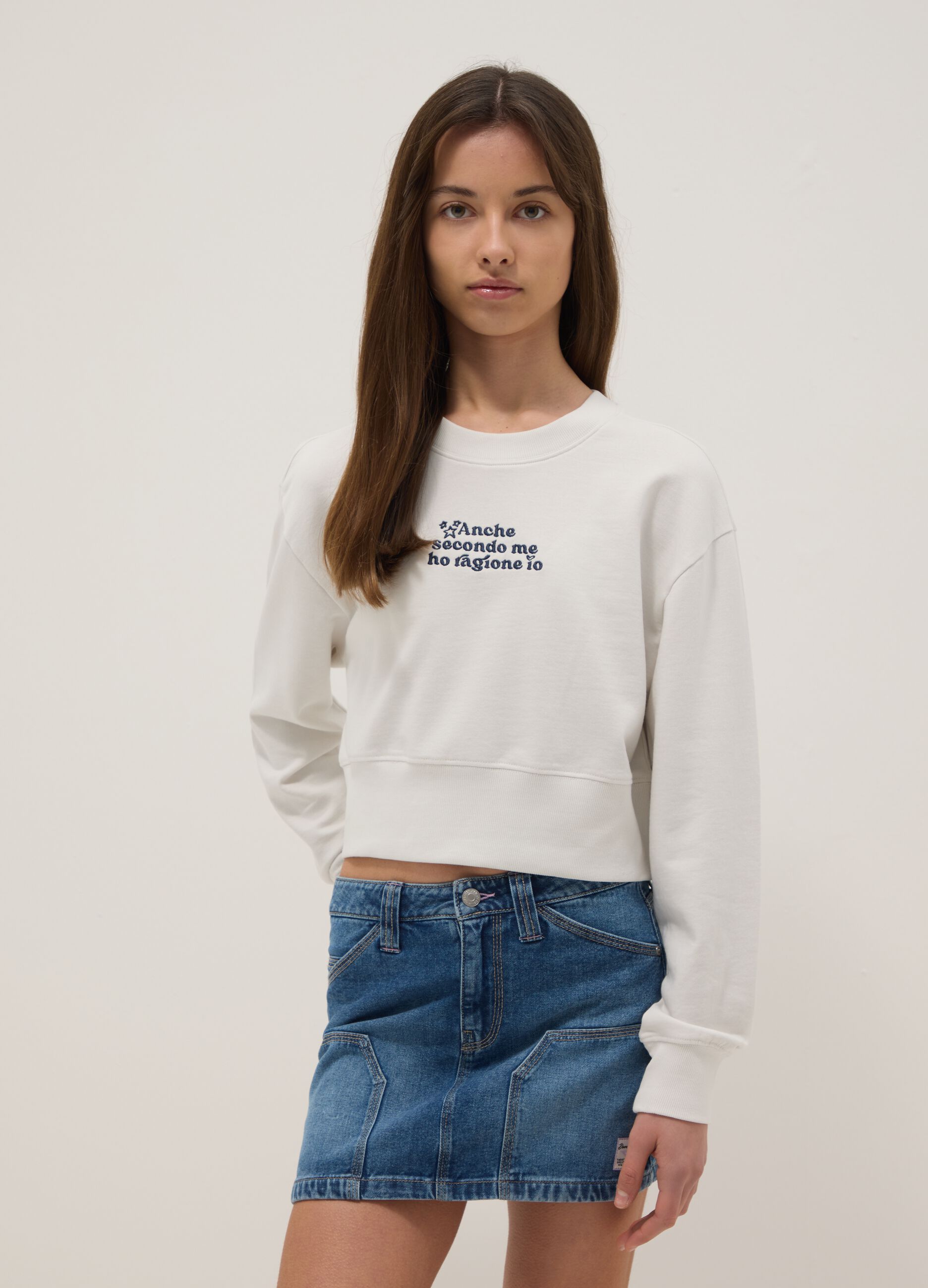 Girls' white crew neck sweatshirt in pure cotton regular fit