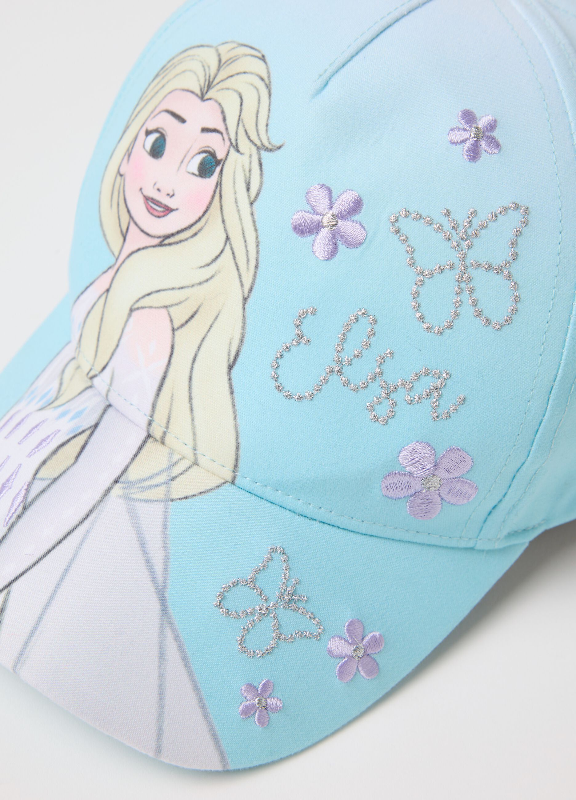 Light blue baseball cap with Elsa print