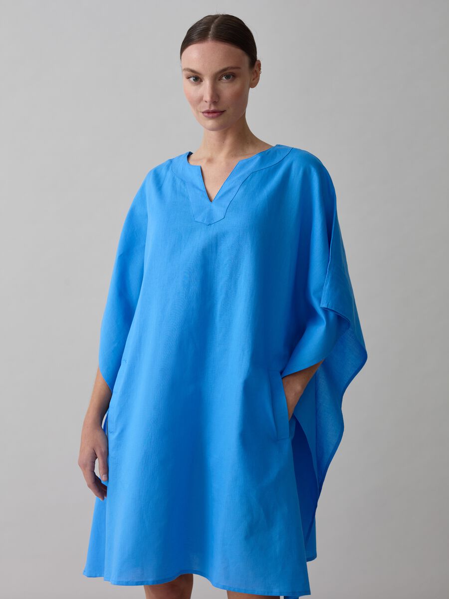 Beach cover-up poncho with pockets_0