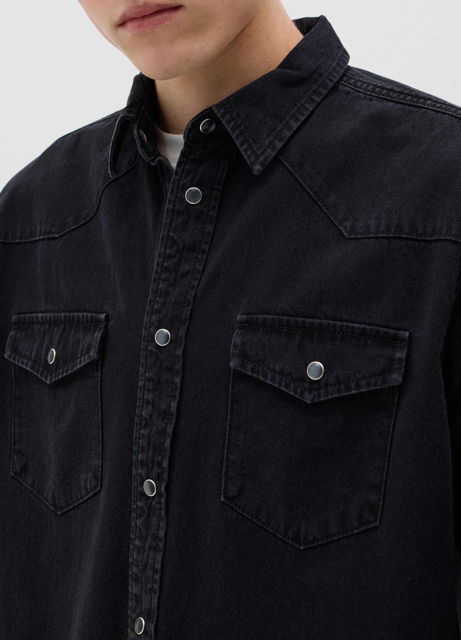 Cowboy shacket in denim