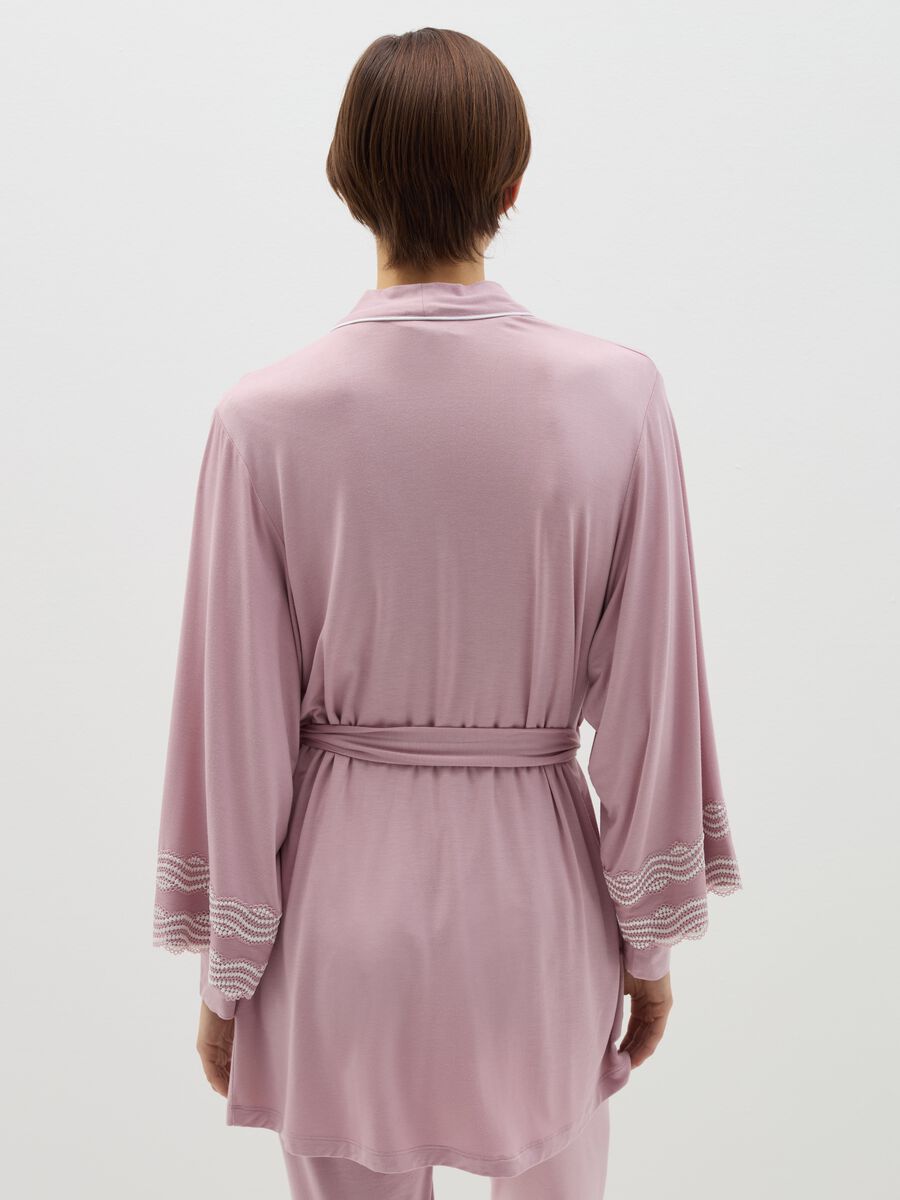 Modal robe with contrasting details_2