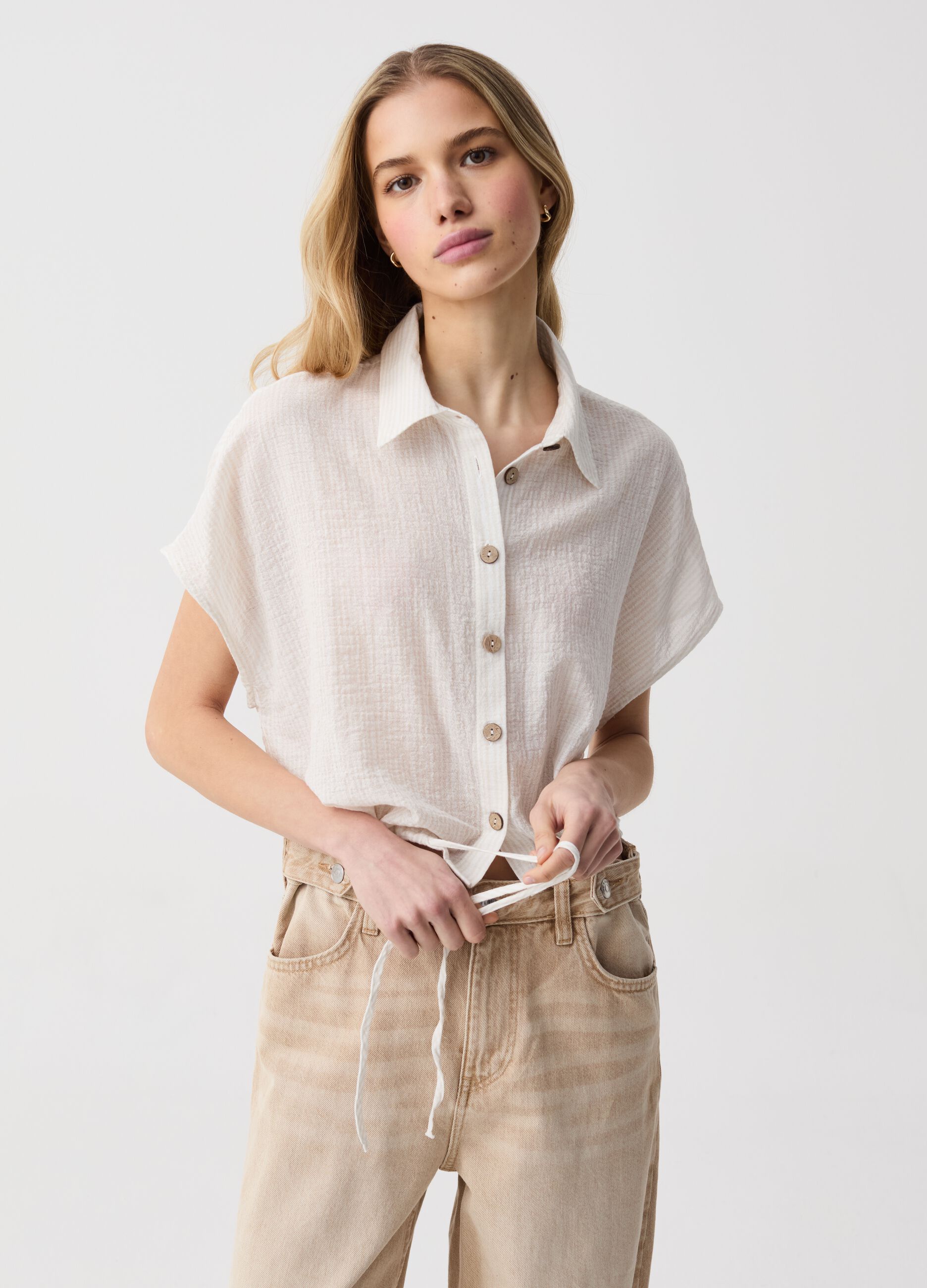 Cotton gauze shirt with drawstring
