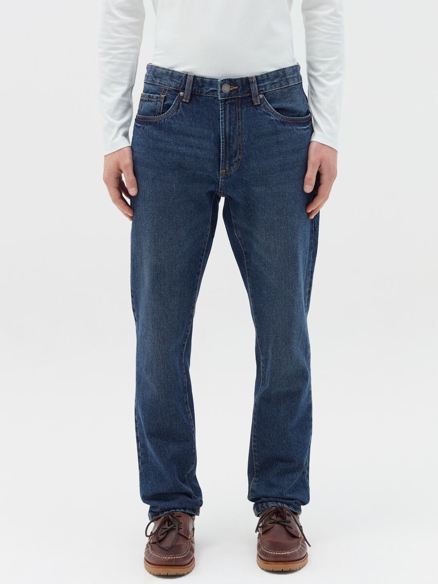 Regular fit jeans with discolouring_1