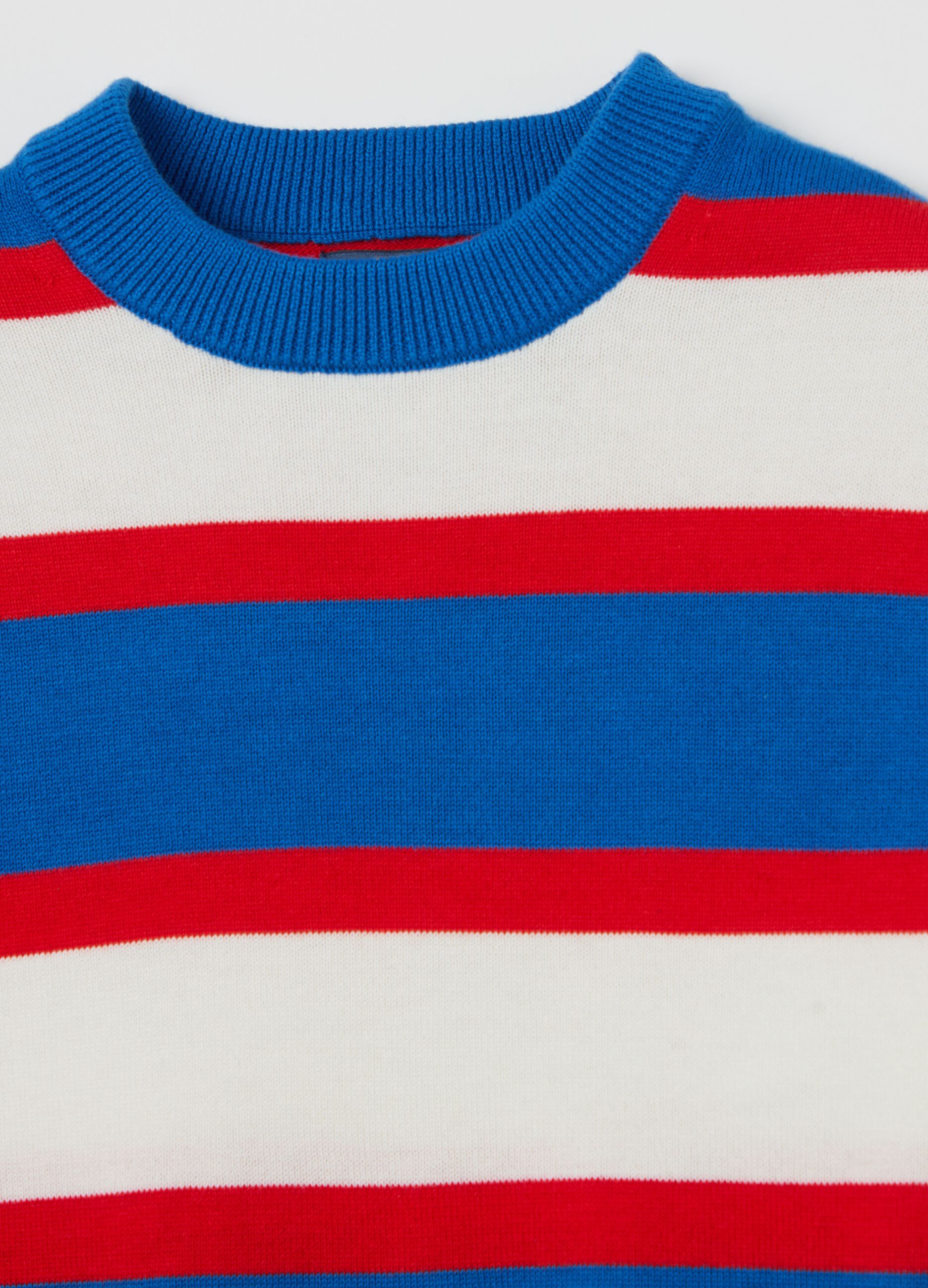 Cotton pullover with striped pattern