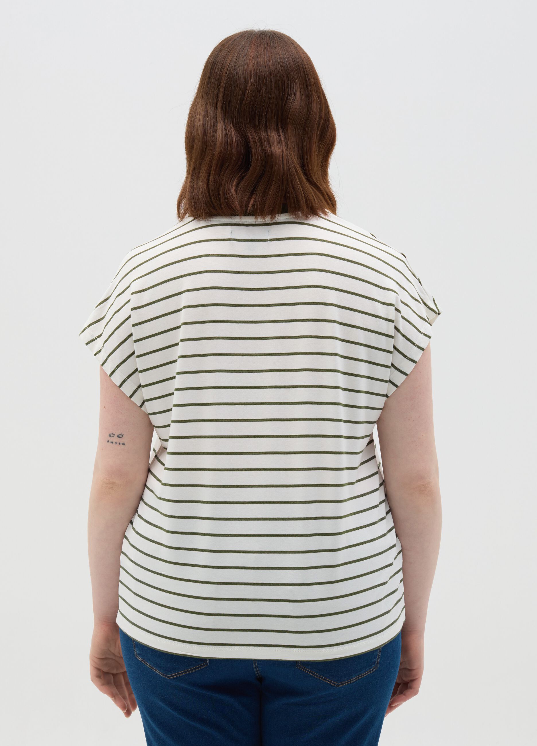 Curvy T-shirt with white and green stripes