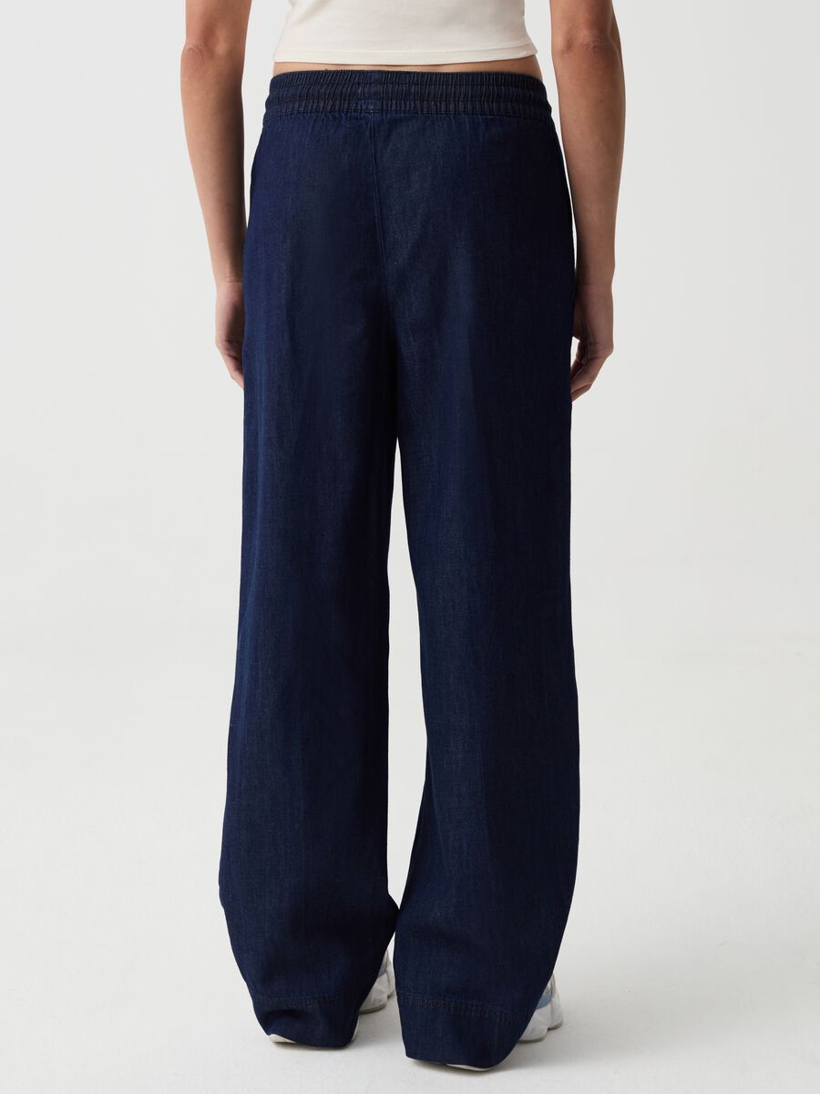 Relaxed-fit joggers in denim with drawstring_2