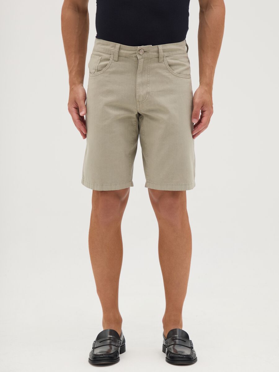 Men's regular fit beige cotton blend shorts_1