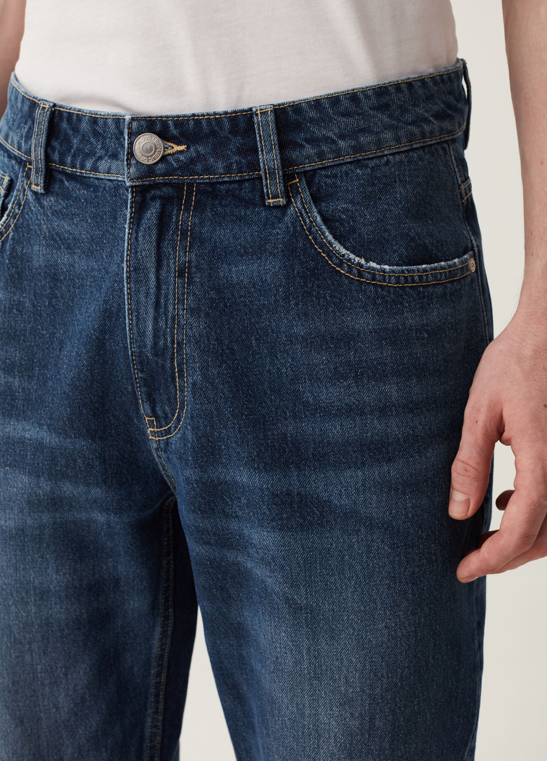Jeans relaxed fit cinque tasche_0