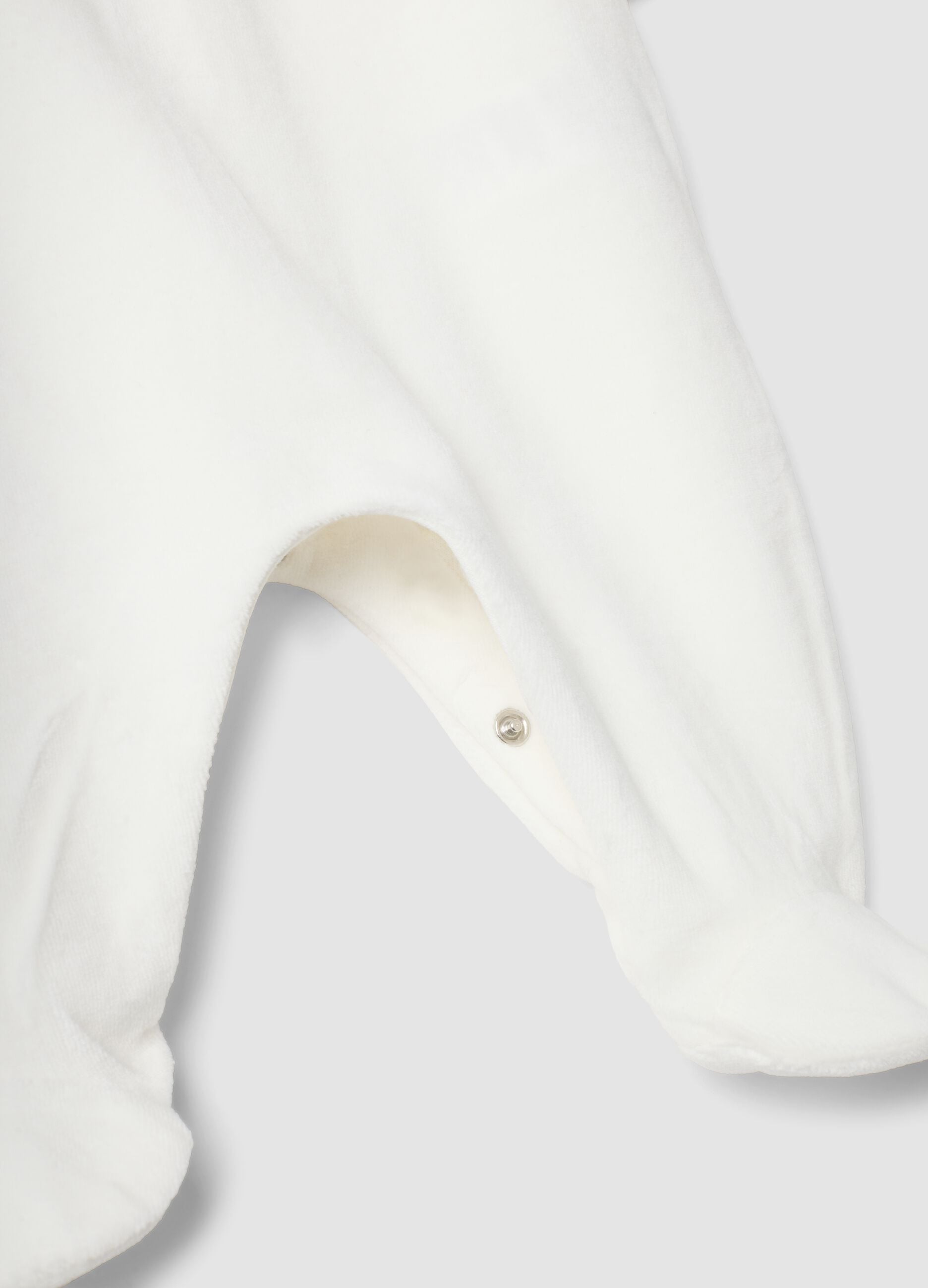 Off-white organic cotton blend sleepsuit with collar