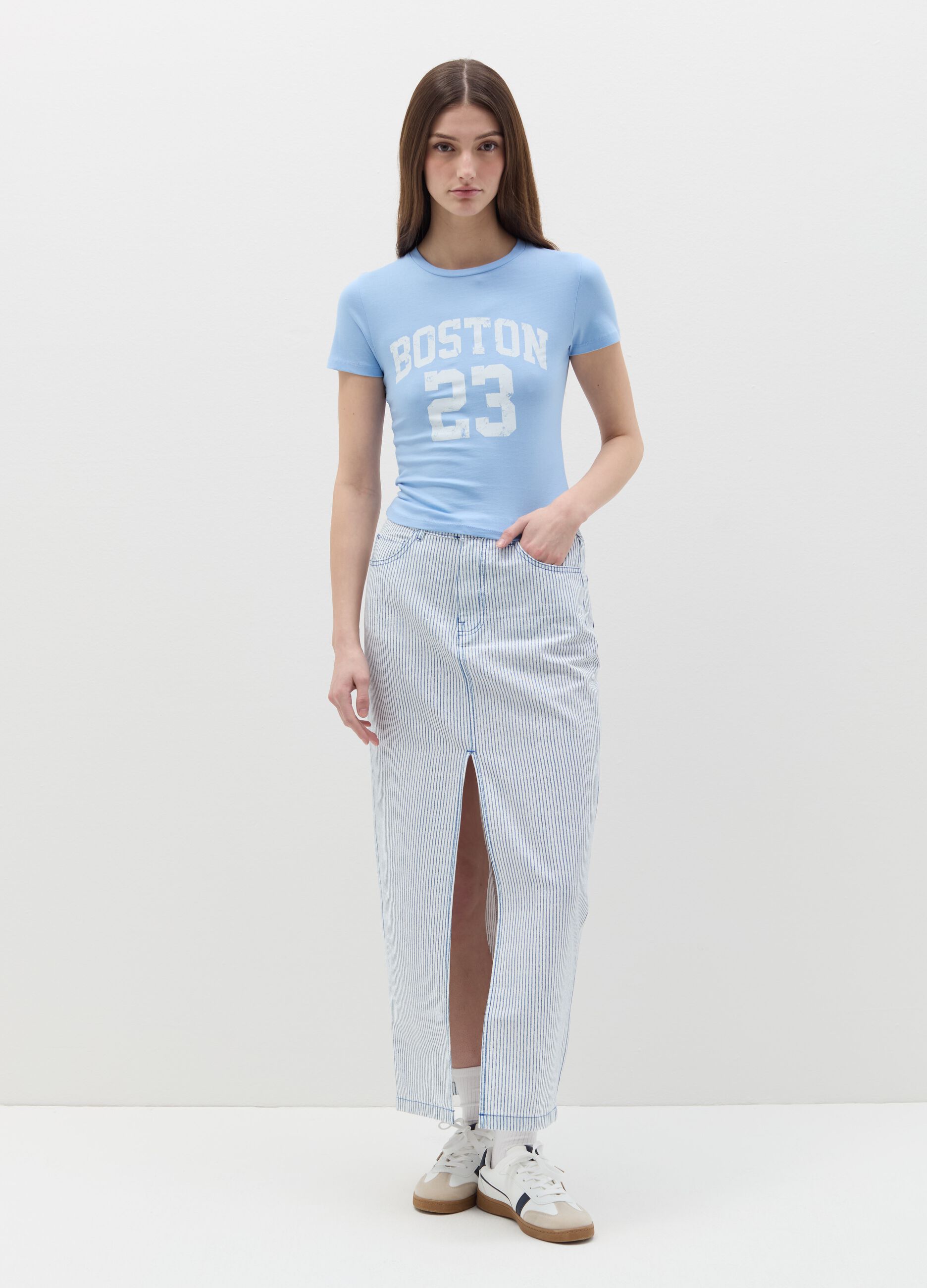 Crop T-shirt with lettering print