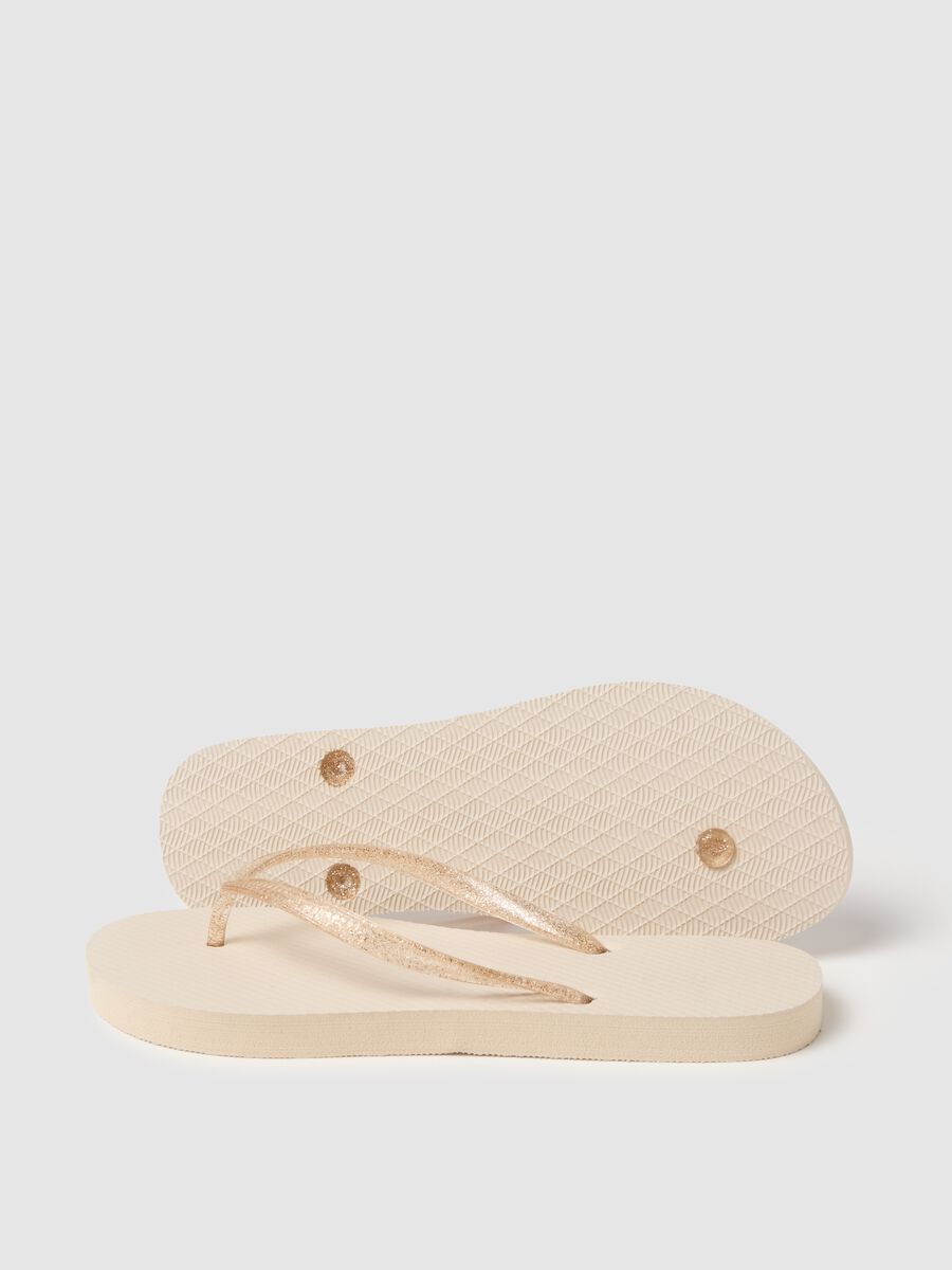 Women's beige regular-fit flip-flops_1