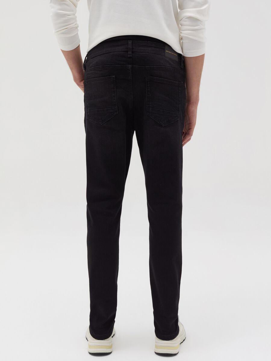 Jeans skinny fit stretch con scoloriture_2