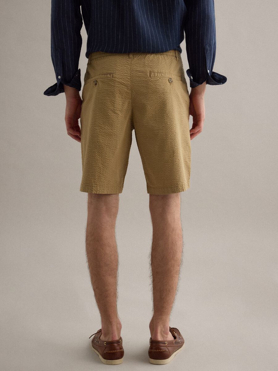 Beige stretch cotton chino shorts, regular fit_2
