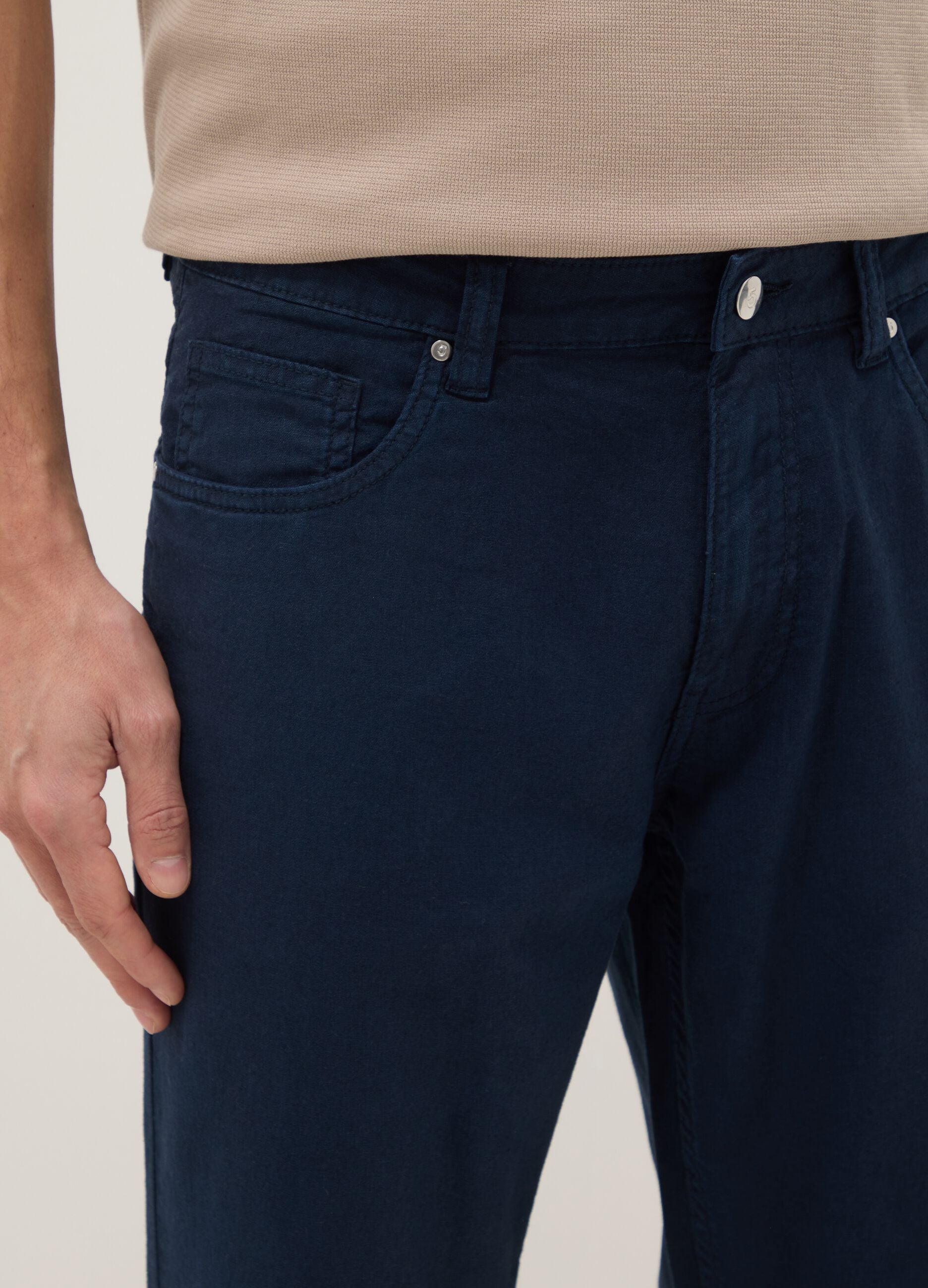 Casual blue linen-cotton blend trousers, regular fit