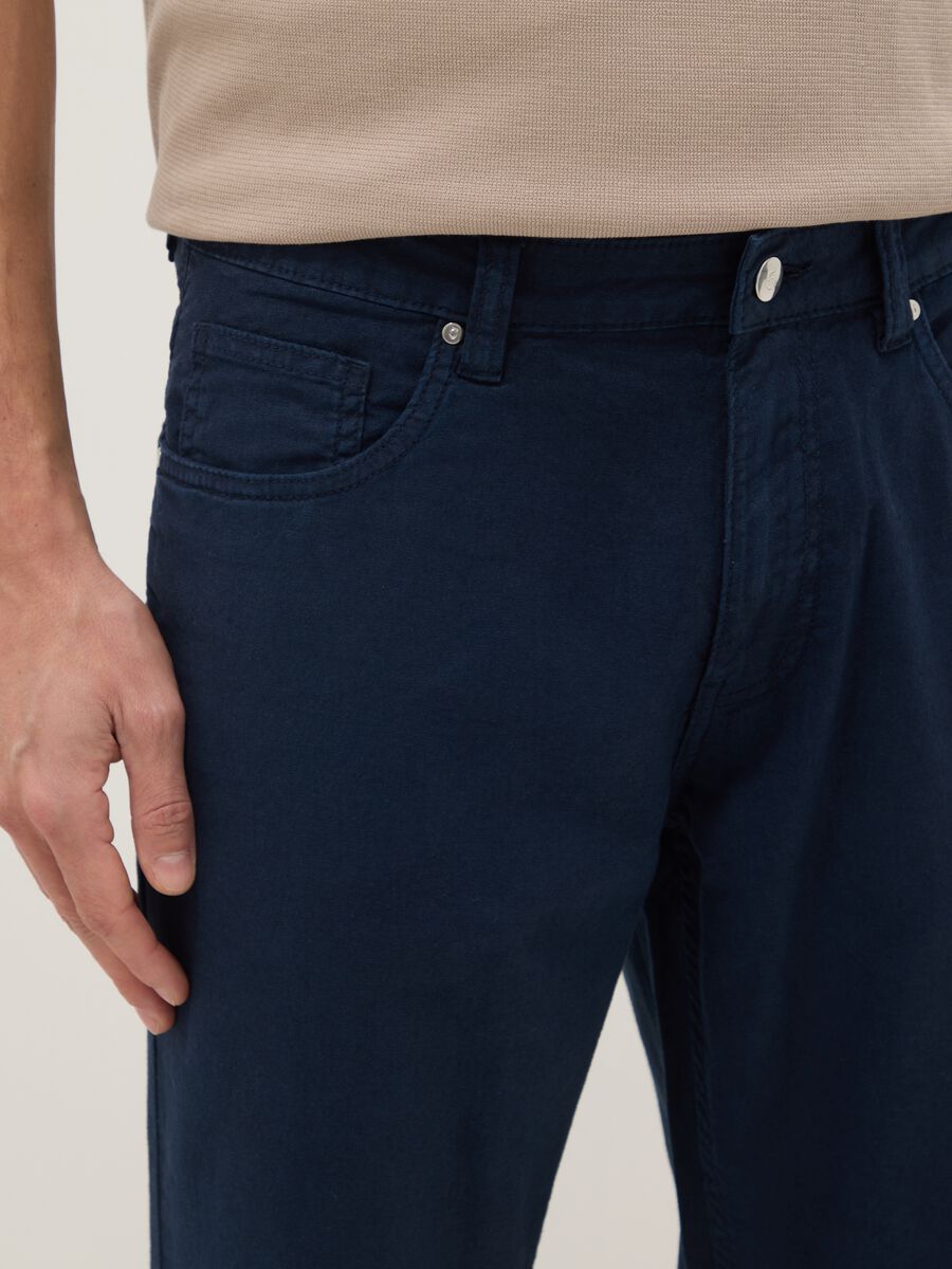 Casual blue linen-cotton blend trousers, regular fit_4