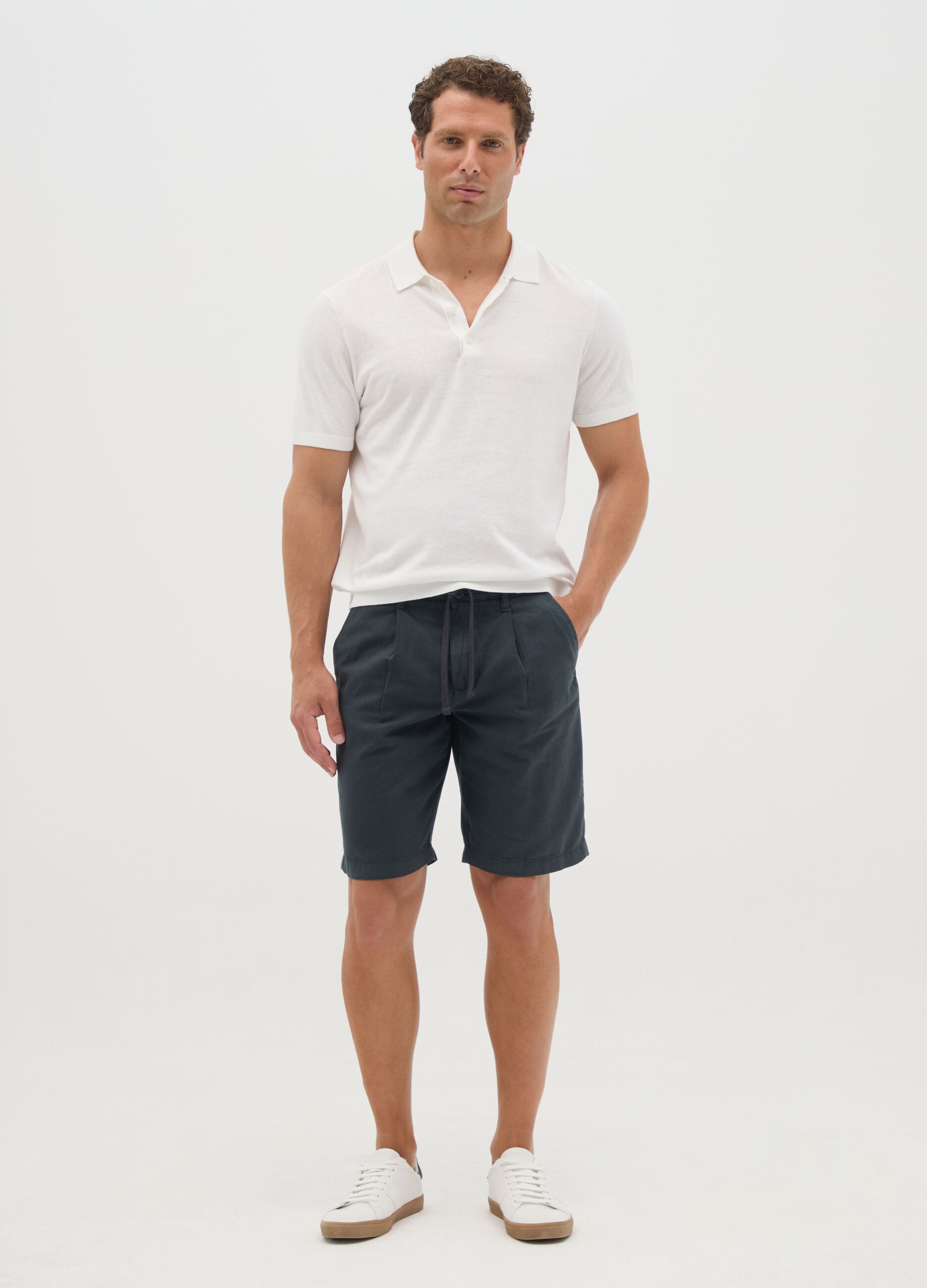Men's blue regular fit linen blend shorts