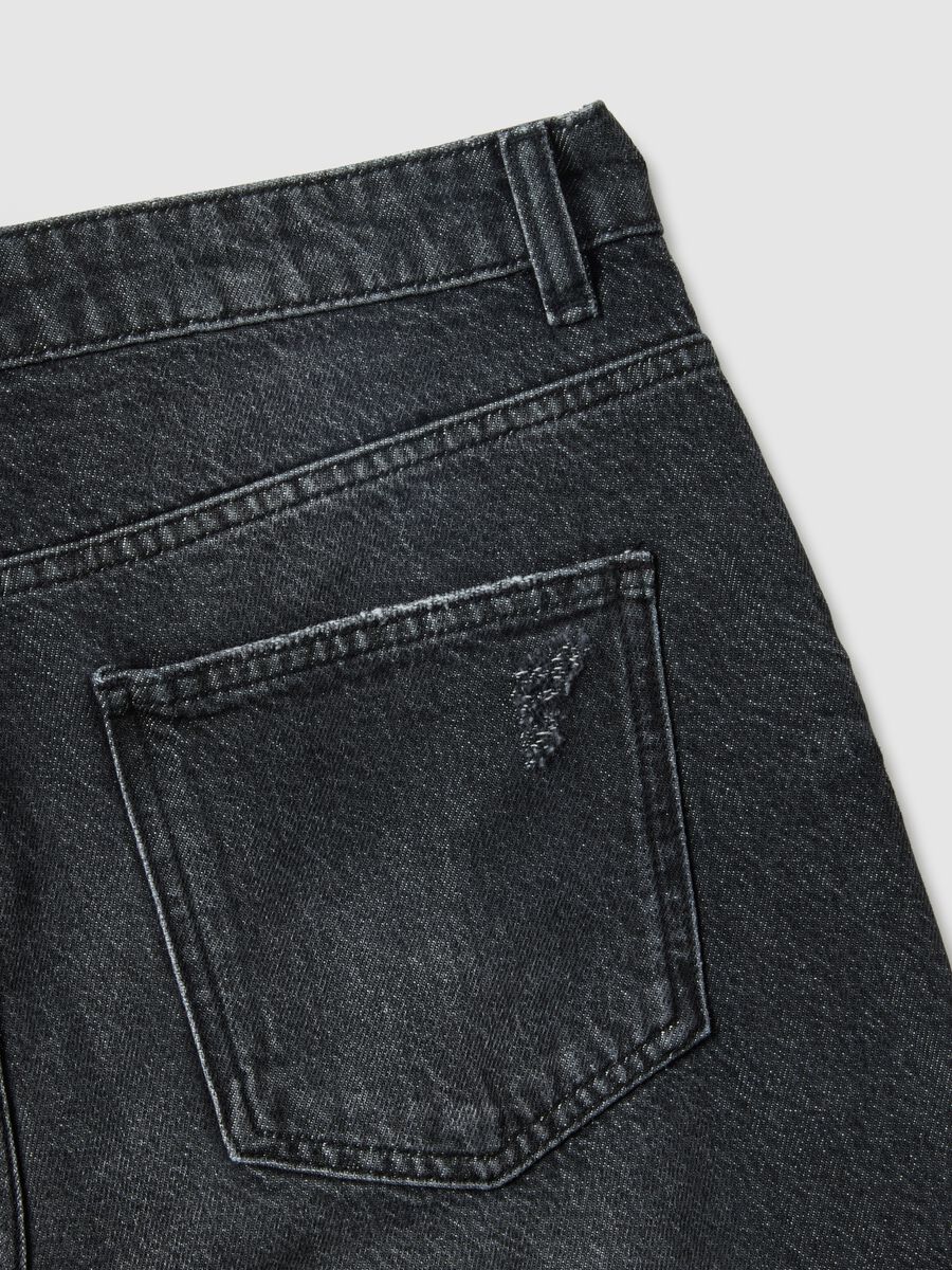 Black Pure Cotton Slim Fit Distressed Jeans_5
